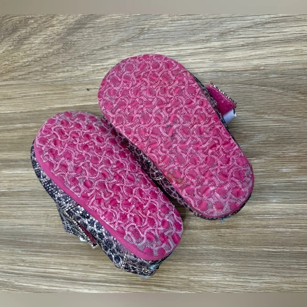 TOMS Baby Girls Glitter Slip-On Shoes Pink Silver Leopard Size 4T